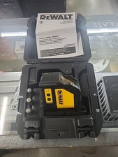 DEWALT DW088CG Cross-Line Laser Level -Green laser-magnetic mount AA batt power