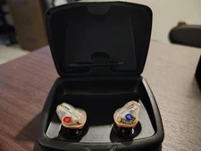 Starkey Genesis AI HS R Hearing Aids with Charging Case and Accessories