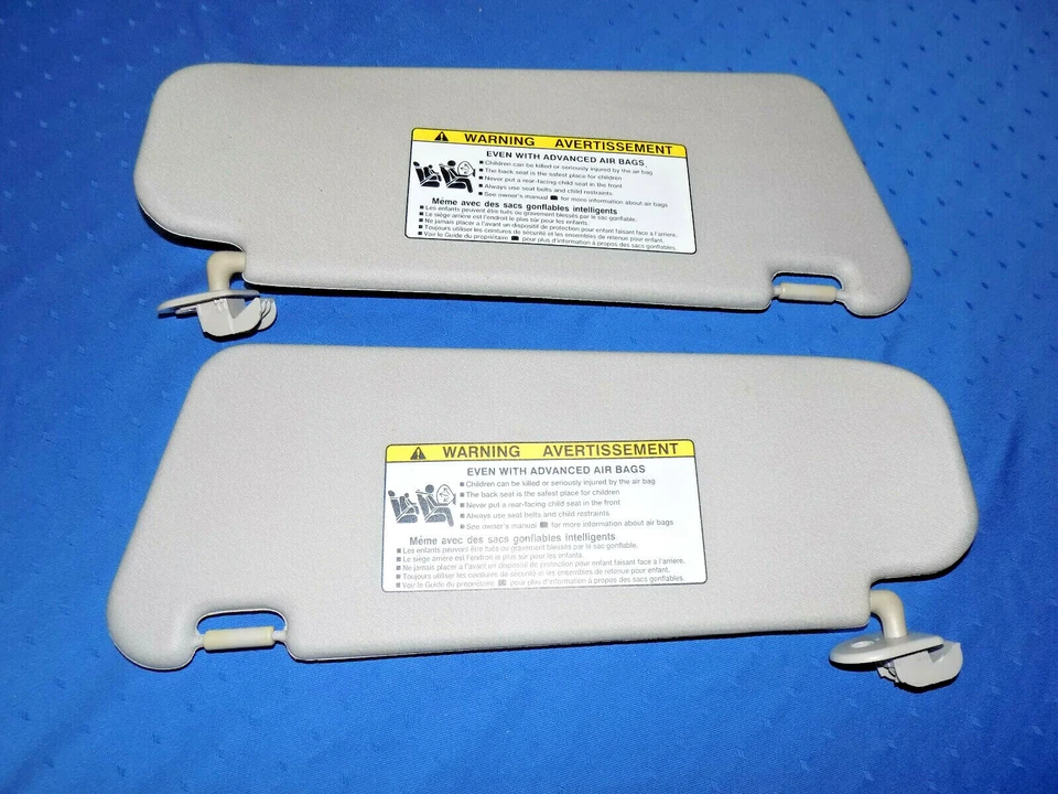 09 Pontiac G3 Wave DRIVER PASSENGER SIDE SUN VISOR SUNVISOR SET GRAY OEM - Imagem 2 de 3