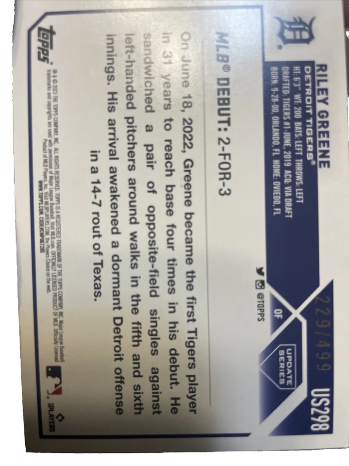 RILEY GREENE ROOKIE CARD!!!!GREEN FOIL NUMBERED 299/499 - Image 2 of 3