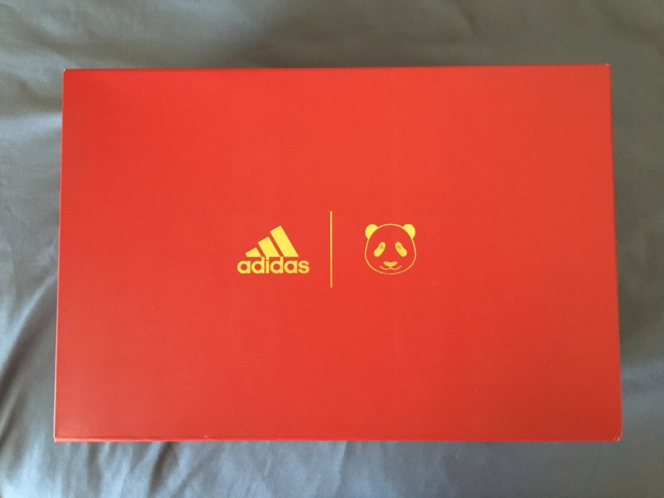 adidas superstar black with white stripes