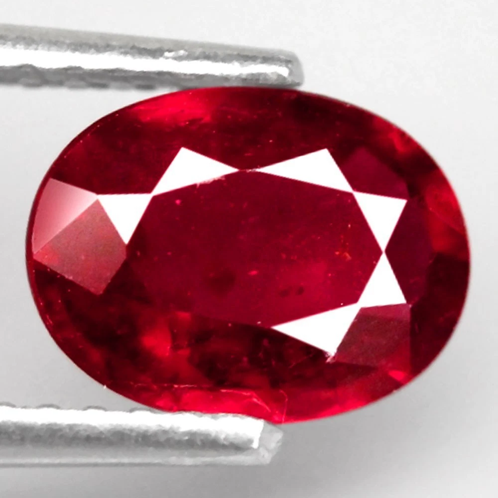 Pierre de rubis brute naturelle - Crystal en Provence