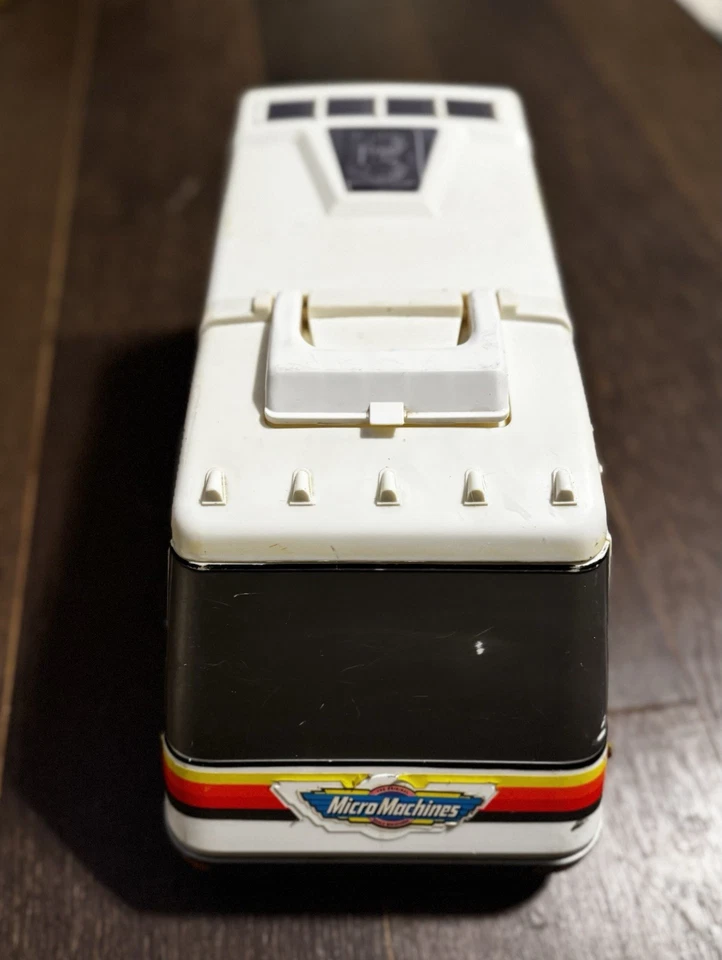 MICRO MÁQUINAS Vintage 1991 Galoob Super City Van Camper RV - Jogo Desdobrável - Imagem 3 de 4