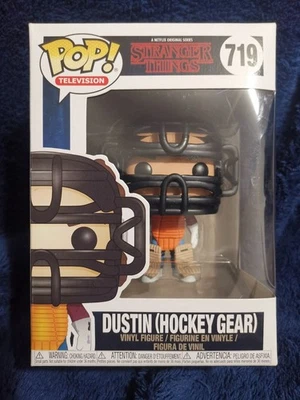 Funko Pop! Vinyl Figure Stranger Things Dustin Hockey Gear #719 - Photo 1/4