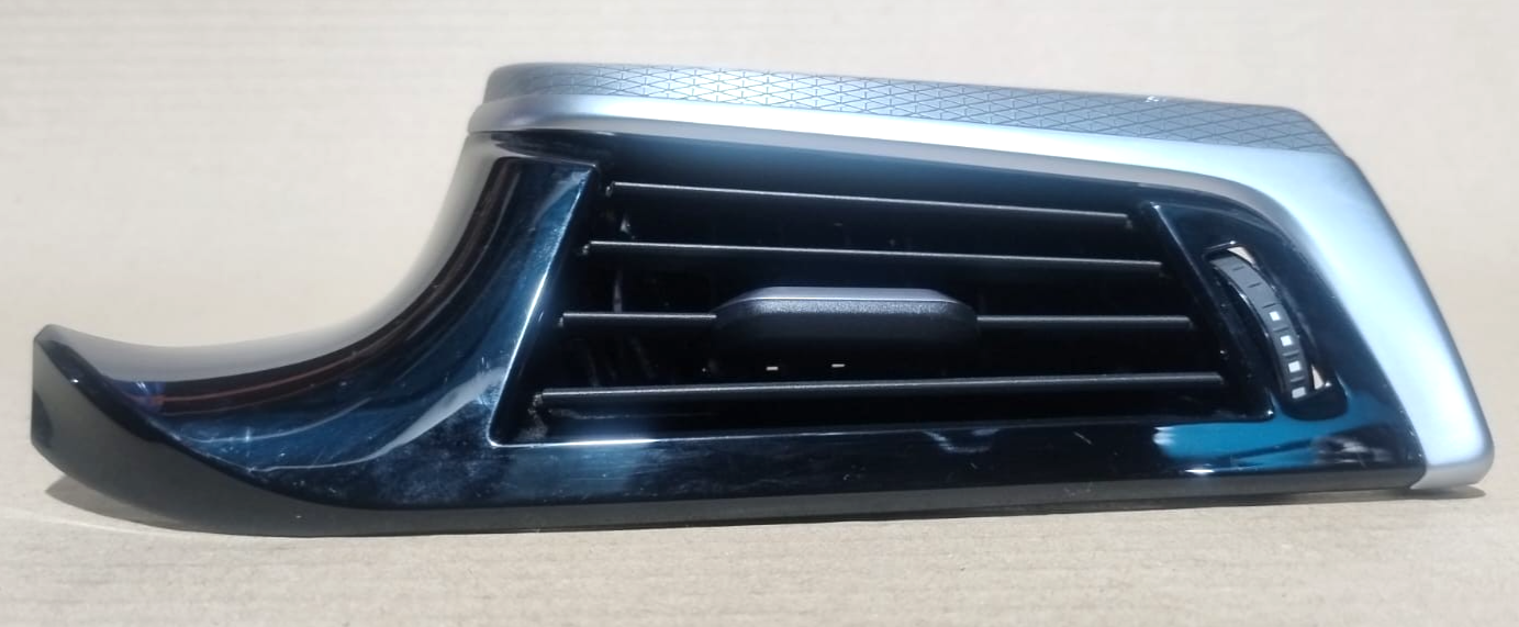 BMW G30 G31 G32 F90 RIGHT DASHBOARD AIR VENT GRILL TRIM RHD 9330858