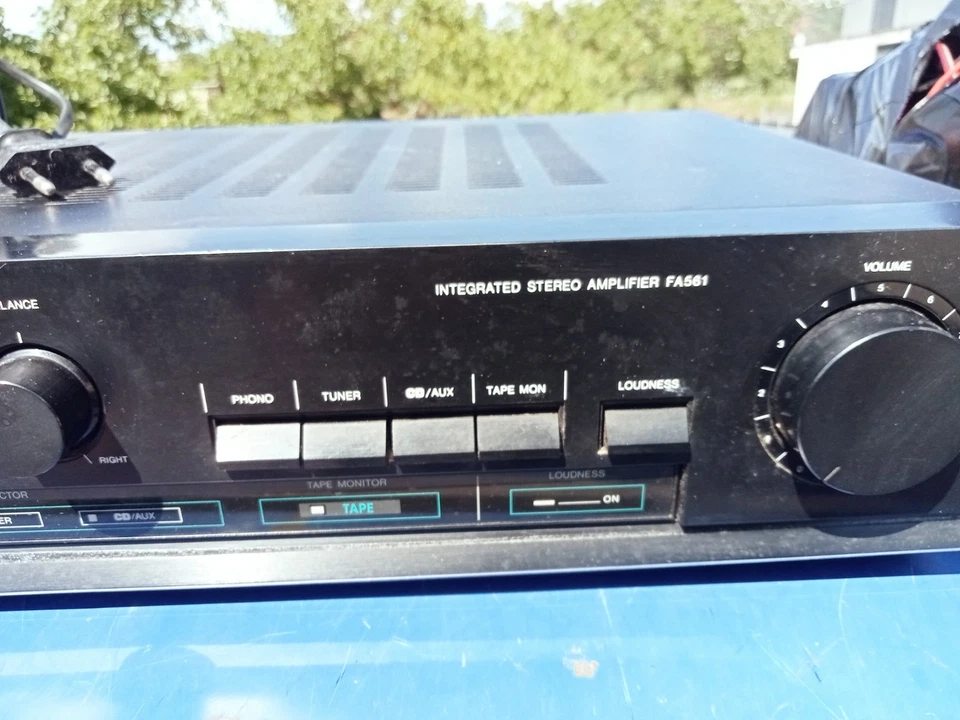 Philips FA- 561 Amplificatore stereo vintage Anni 80 Funzionante Testato - Immagine 2 di 4