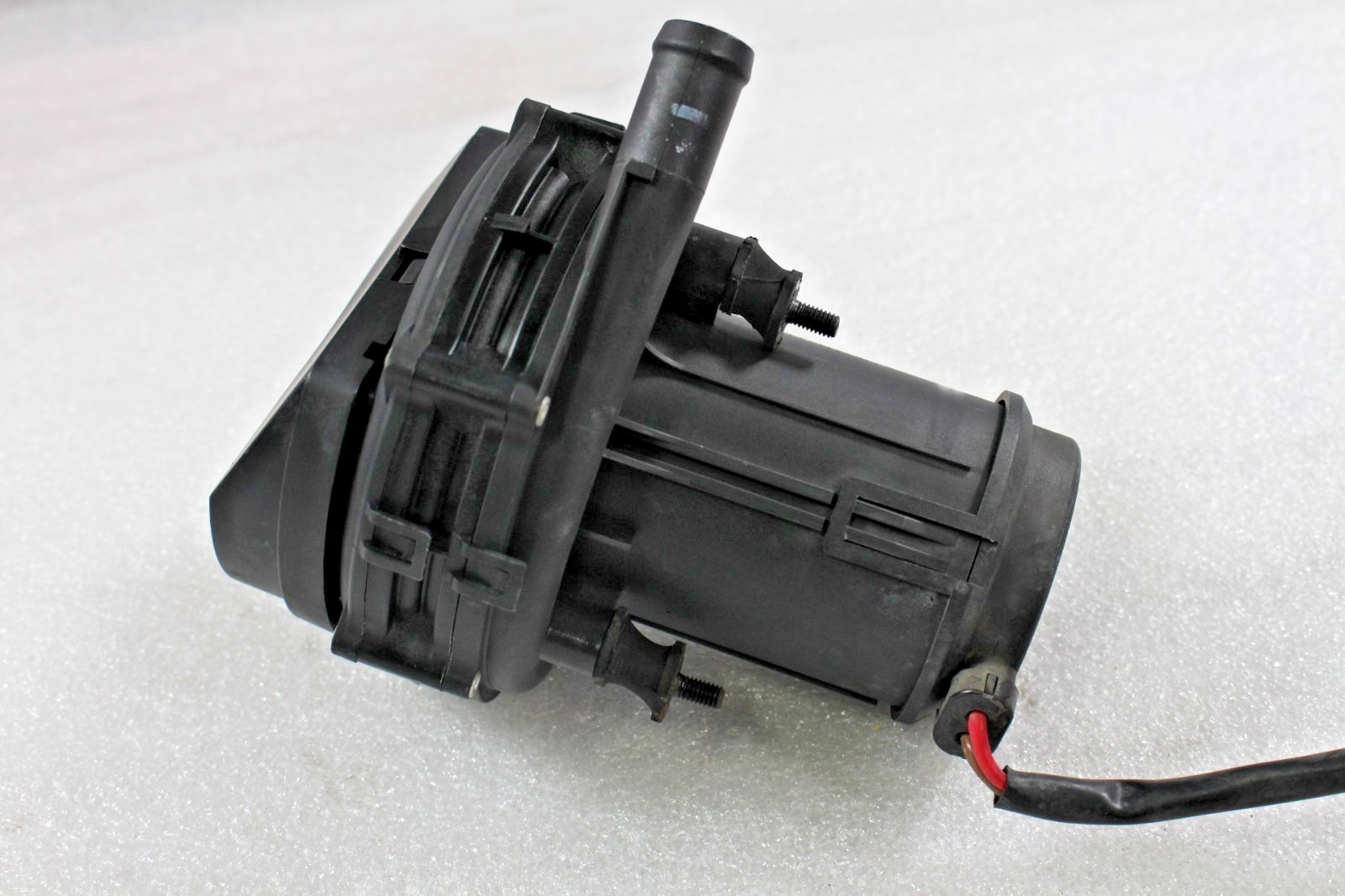 Maserati M128, Quattroporte, Secondary Air Injection Pump, Used, P/N 181197