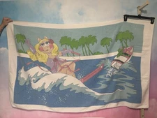 Vtg 1980 Lady Pepperell Miss Piggy Kermit Skiing Henson The Muppet’s Bath Towel