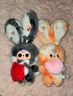 Lot of 2 Baby three Lily Rabbit Town V3