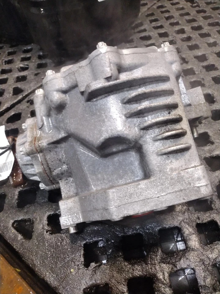 2012-2019 Chrysler 300 Front Differential Carrier Assembly OEM Foto 2 de 3