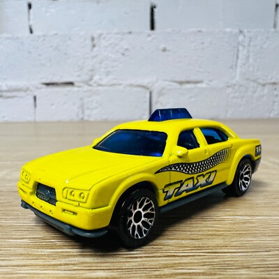 Taxi Cab Yellow Blue #36 MB577 2003 Mom & Pop Shops 1/5 Hero City