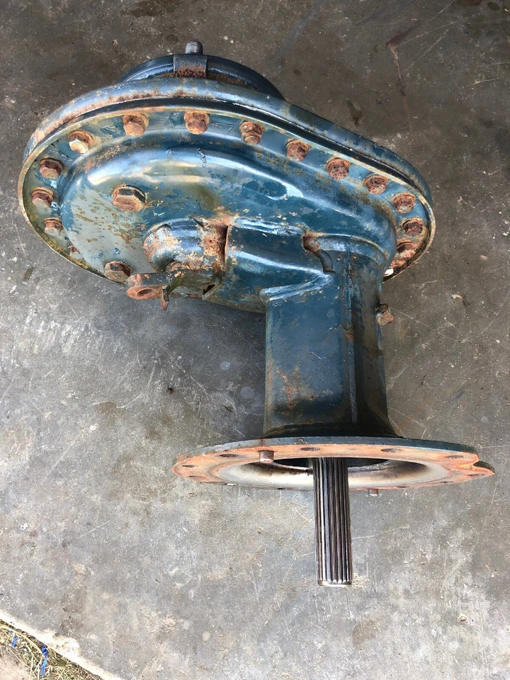 Zennoh Zen-Noh Kubota ZL1801 tractor eje derecho transmisión final carcasa de caída Foto 3 de 4