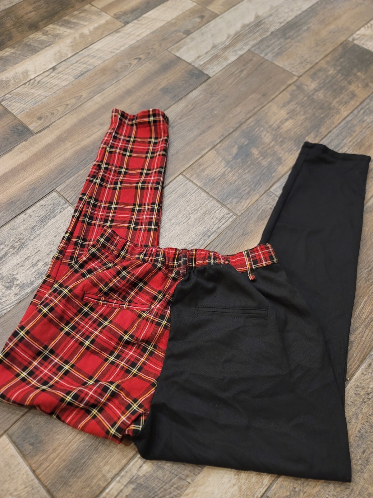 Split Pattern Plaid Pants Hot Topic - image 5