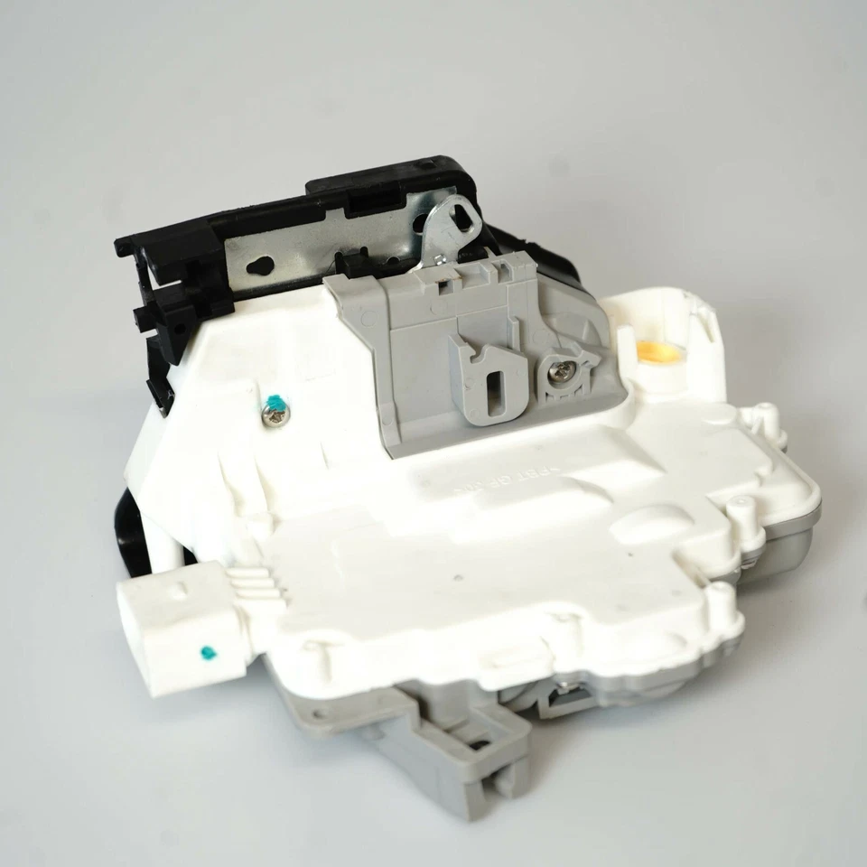 Mecanismo de actuador de cerradura de puerta Audi Q5 2007-2016 A4 A5 Q3 Q7 TT y VW Touareg RHR Foto 2 de 4