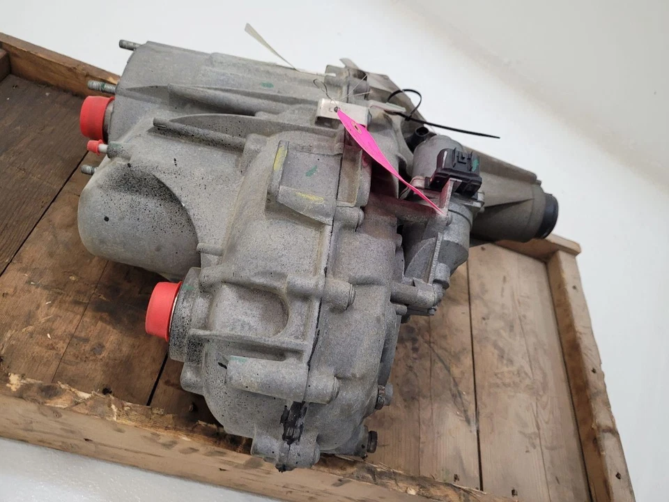 2009- 2020 CHEVROLET SUBURBAN 1500 Transfer Case Transfer Case Opt Nqh ID AY6  - Image 2 of 4