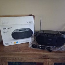 Sony CFD-S70 CD Cassette FM/AM Boombox New Open Box Read