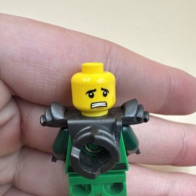LEGO Ninjago: Lloyd ZX Shoulder Armor Minifigure Cracked 2012 9450 9574