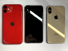 Lot of 3 Apple iPhones   iPhone 11  XS'S   For Parts or Repair   AS IS Broken