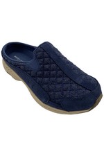 Easy Spirit Women's Traveltime Walking Clog Navy Quilt