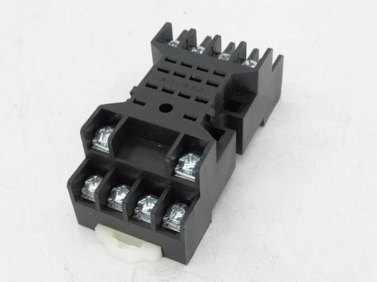 CUSTOM CONNECTOR MT14-PC RELAY SOCKET - Image 2 of 3