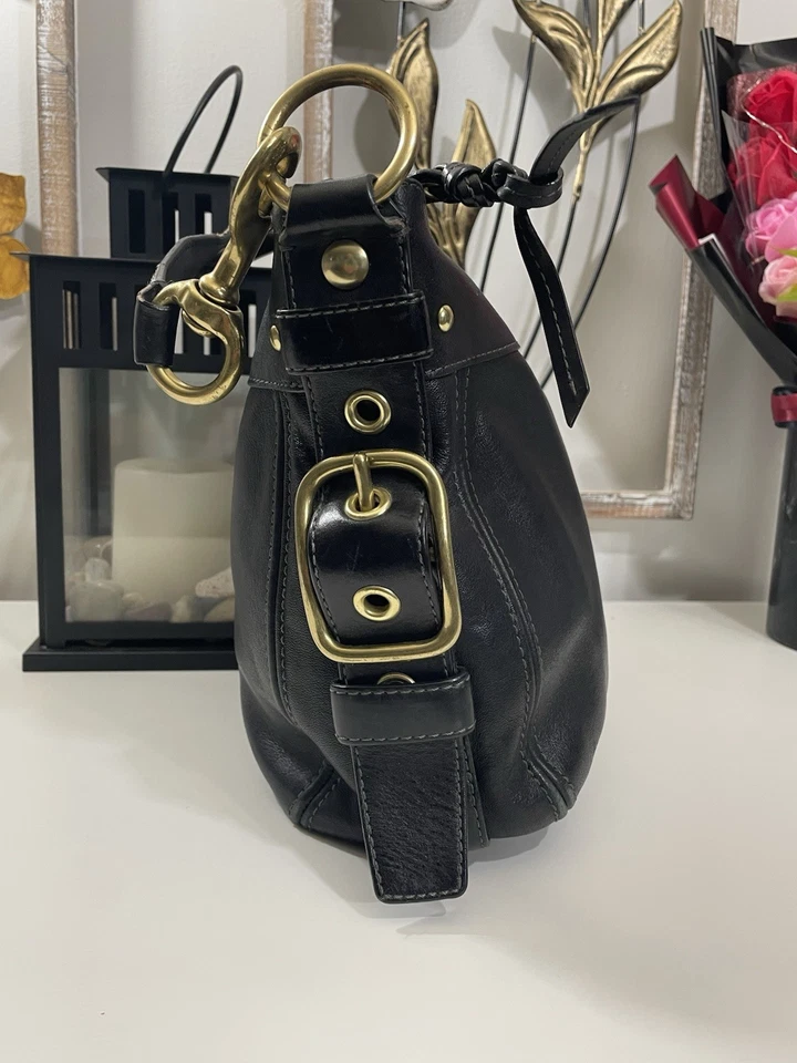 Bolso de mano Hobo Coach Zoe vintage de cuero negro Foto 2 de 4