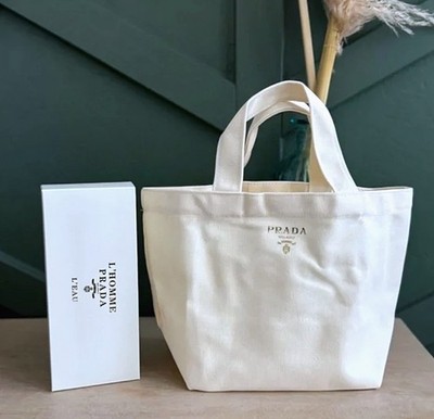PRADA バッグ キャンバス地 NIB Prada Beauty Mini Canvas Tote Lunch Bag IVORY Novelty GWP Top