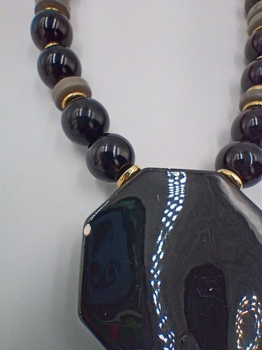 Estate Japan? Black & Gold Tone Necklace and Earring Set Porcelain Hand Painted - Picture 11 of 13