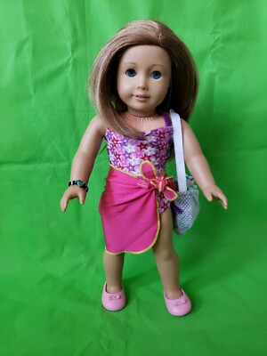 American Girl 18 in Doll Blue Eyes Blonde hair with two outfits so cute