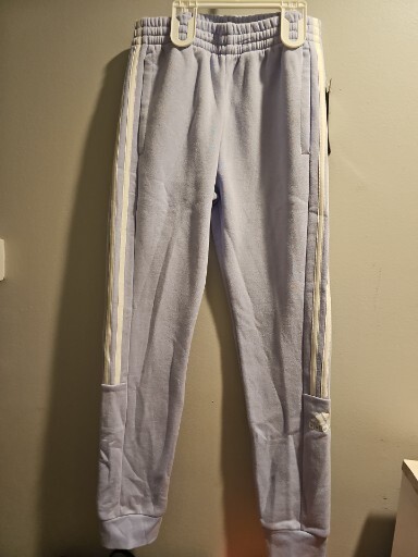 Picture 1 of 3
