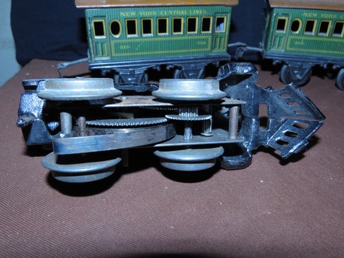 Prewar Clockwork toy train 100yrs old Bing, steam engine, tender, coach cars - Picture 18 of 21