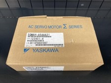 Yaskawa SGMAH-A5AAA21 AC Servo Motor It was kept in the factory as a spare part.