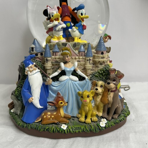 Rare & Vintage Walt Disney World Double Snow Globe Gathering Parade Works Great! - Picture 6 of 12