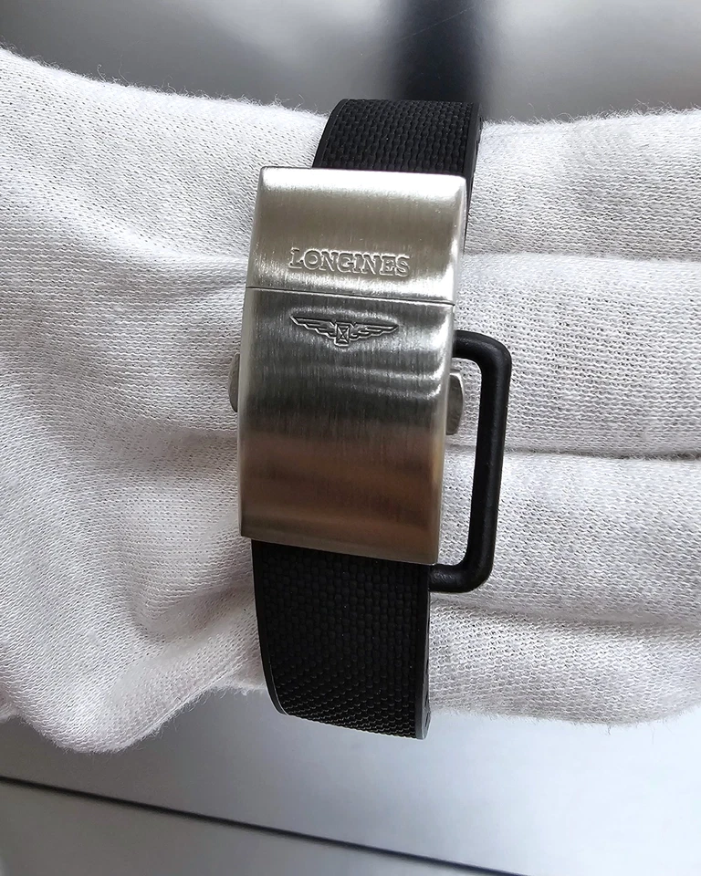 Longines Hydroconquest Automatic 39mm Black Dial Mens Watch L3.780.4.56.9 - image 4 of 4