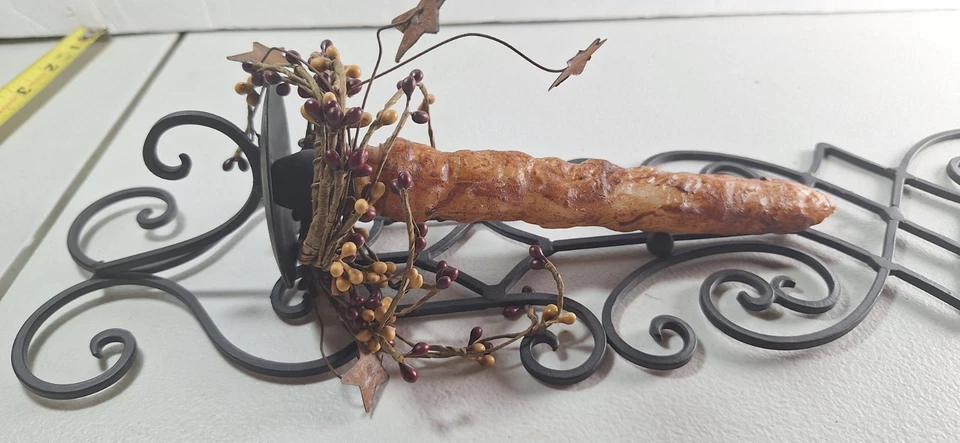 Primitive Wrought Iron Wall Candle Sconce Holder Hanging Wall Black Berries Tin - Image 4 of 4