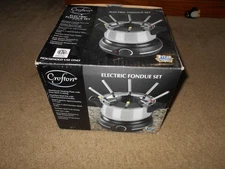 Crofton 3 Qt Electric Fondue Set  3 qt  Black EF 2010.12