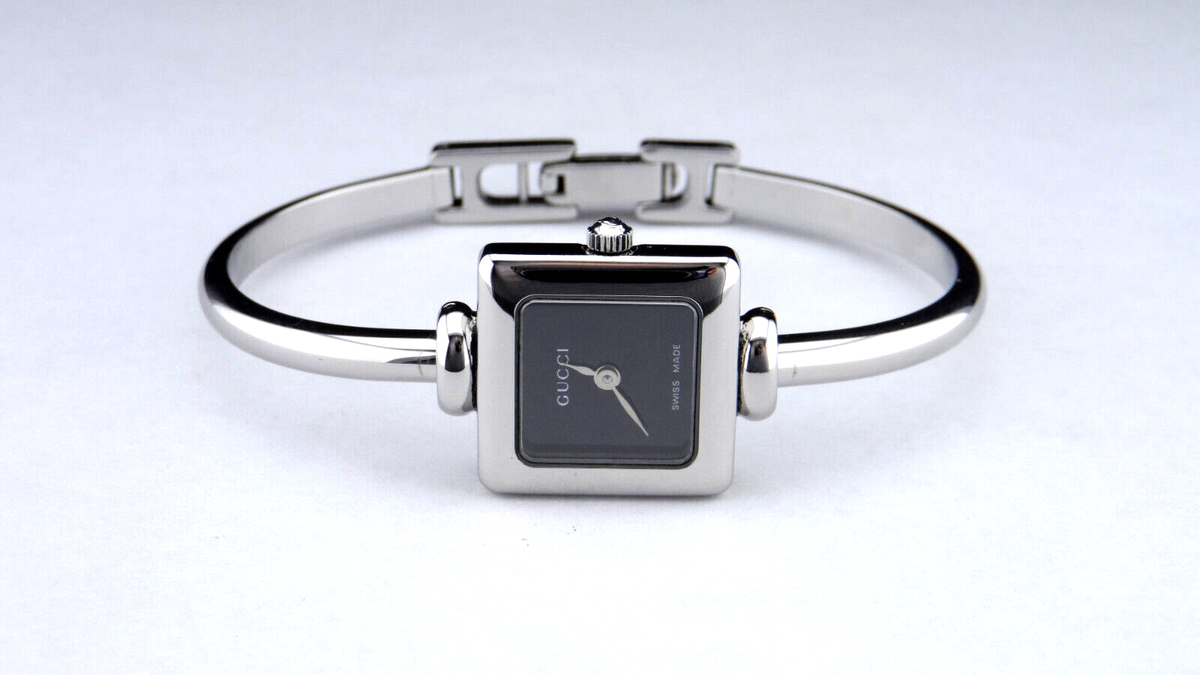 GUCCI 1900 L Series Black Dial Silver Tone Stainless Steel Women's