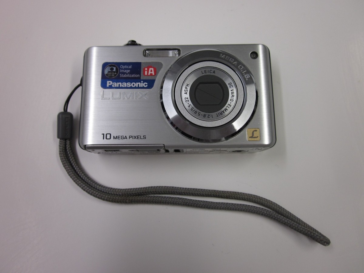 【作例有】 Panasonic LUMIX DMC-FS1 コンデジ CCD PANASONIC(パナソニック)のデジタルカメラLUMIX DMC-FS1 で撮影