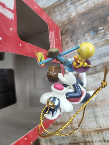 Vintage Trevco Looney Tunes Sylvester and Tweety Bird Christmas Ornament in box - Picture 5 of 6