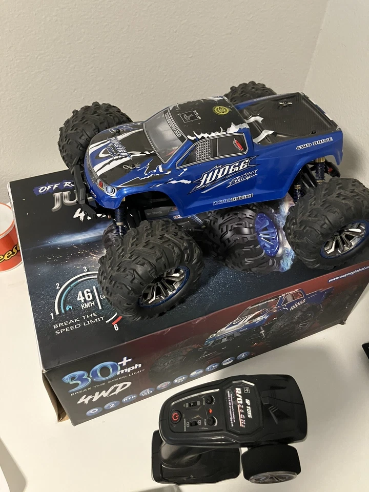 GP Toys S920 4WD Truck 2.4Ghz Remote Control Off-roading Truck Parts or Repair - Image 2 of 4