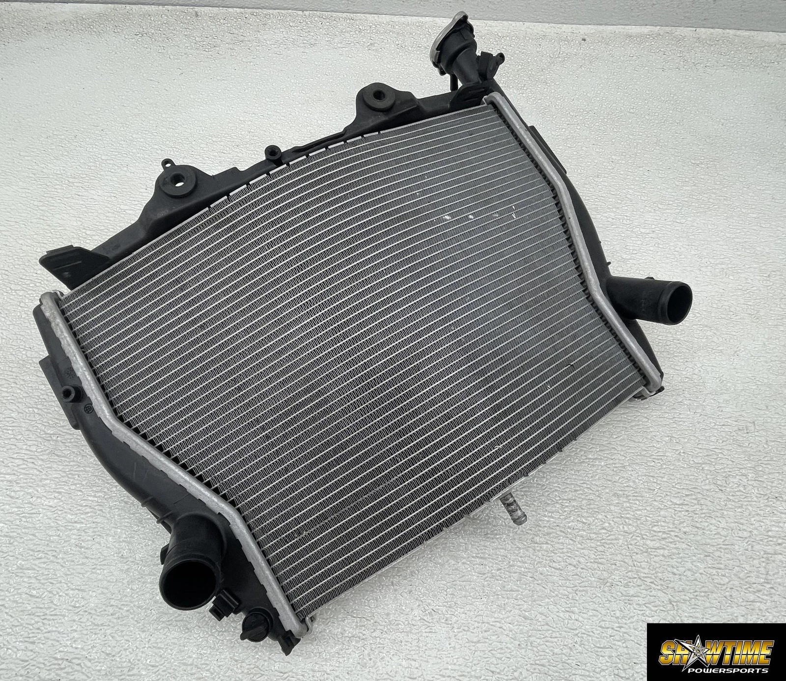 15-18 BMW S1000RR ENGINE RADIATOR MOTOR COOLER COOLING RADIATER 17 11 8546822