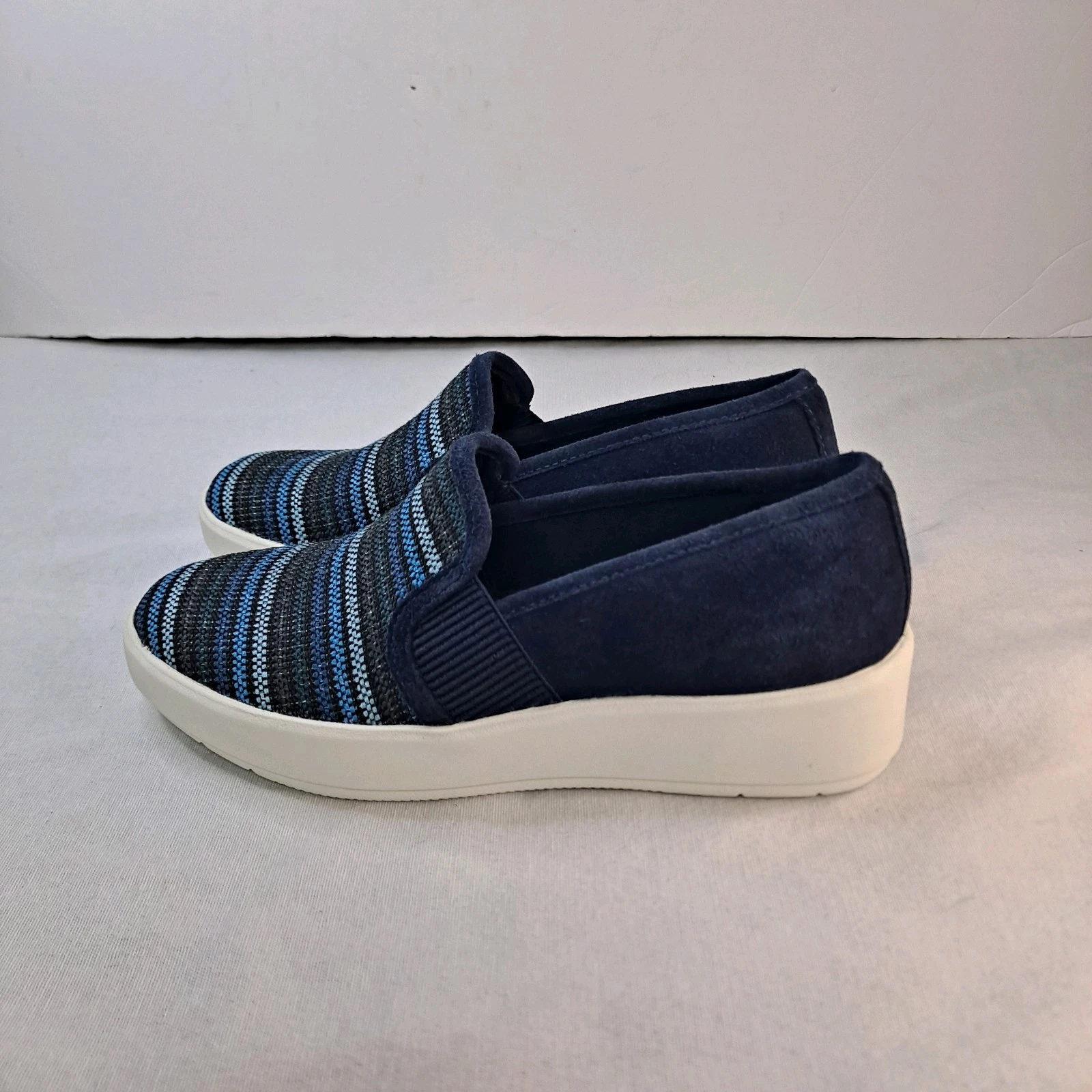 Scarpe sneakers Clarks Layton Petal slip on donna 7 5M tomaia tessuto scamosciato navy