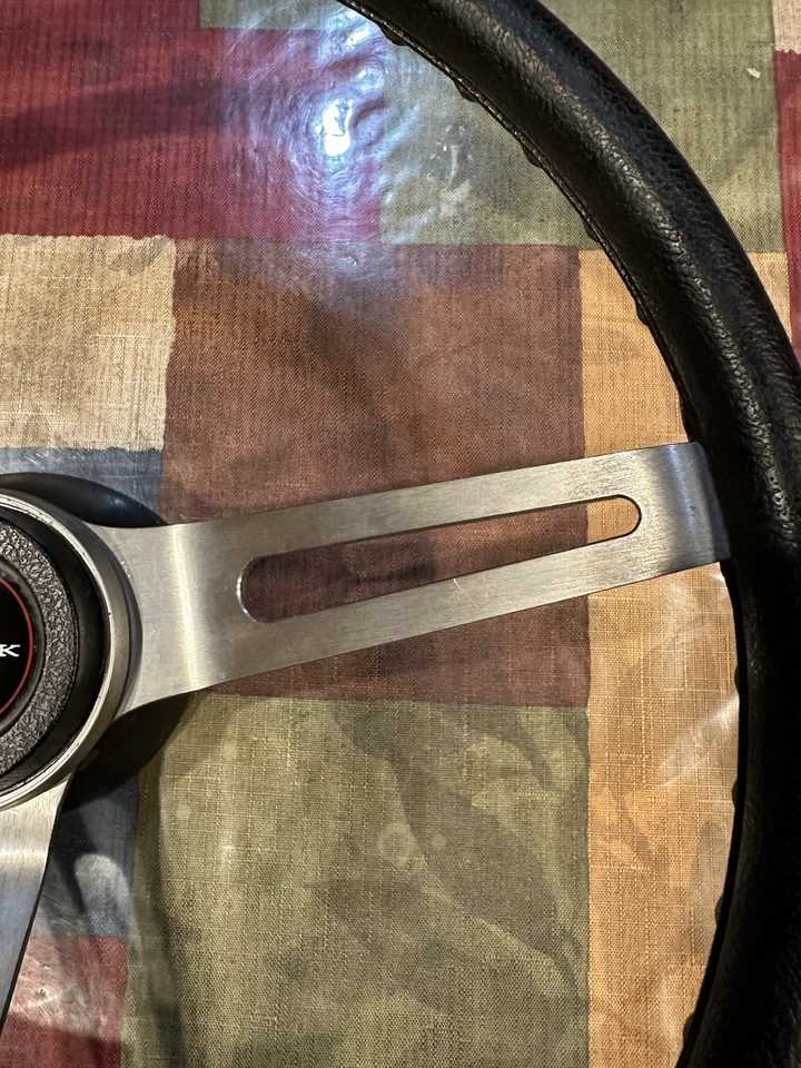 Volante Buick GS 1971-1972, cojín/agarre cómodo, usado original GMO Foto 3 de 4