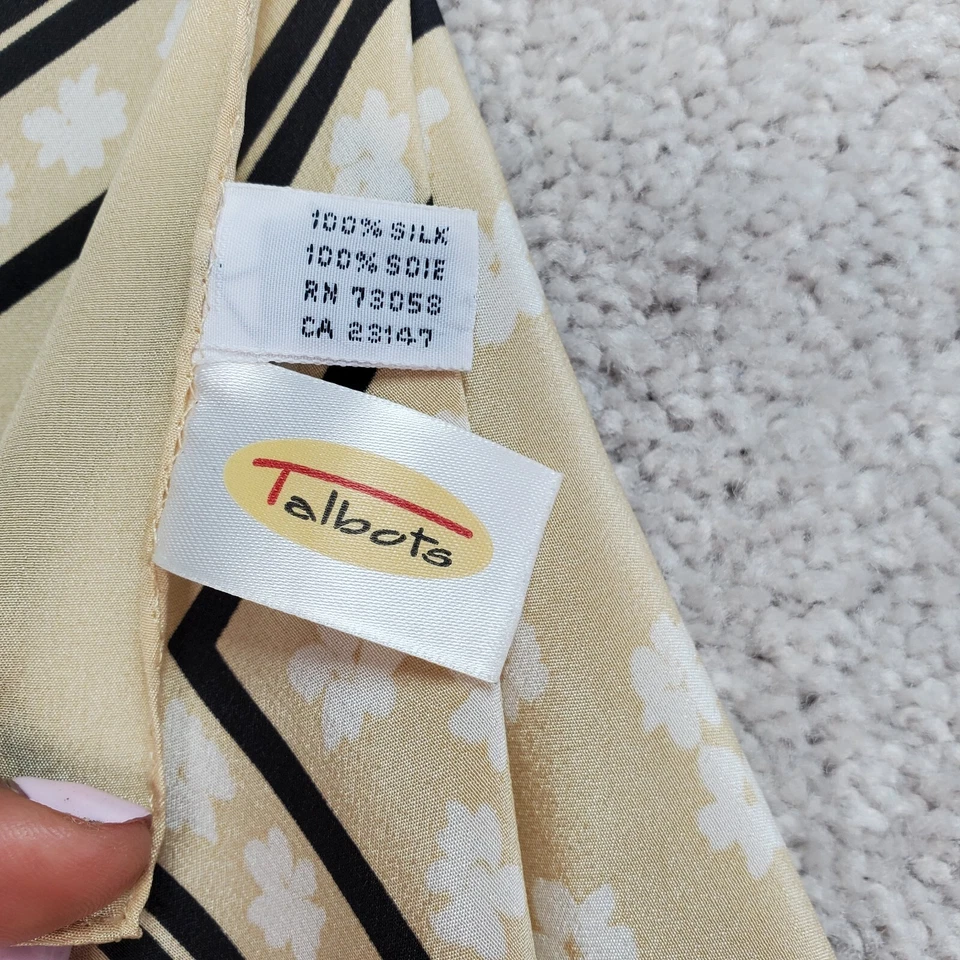 Talbots Bufanda Cuadrada Beige Blanco Estampado Floral Borde Negro 100% Seda 20" x 20.7" Foto 2 de 4