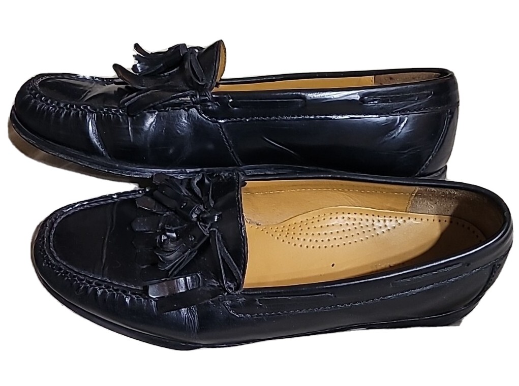 Cole Haan C02691 Kiltie Loafer Black Leather Pinch Tassel  display picture 2