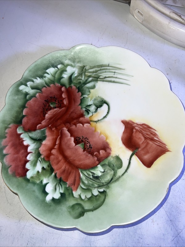 LaSeynie P&P Limoges France Hand Painted 8 1/2in” Plate Berry Floral Design