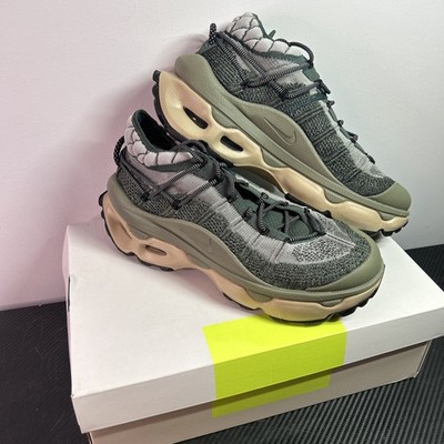 Size 8.5 Women's Nike Flyknit Venture 'Light Army' FD2110-300 Vintage Green Silv