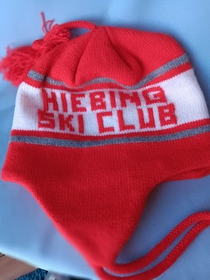 Ski hat VINTAGE Pom Beanie Excellent-tight Weave Knit Hat-cord Pom Adult Size-