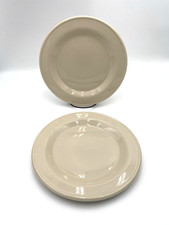 Pair - Workshop of Gerald Henn Round Dinner Plates, 10", WGH3, Beige (Ivory)