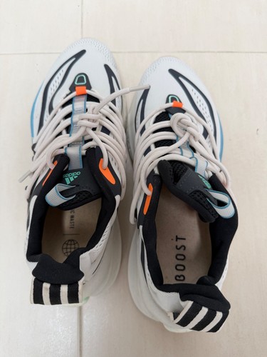 Adidas Alpha Boost V1 sneaker