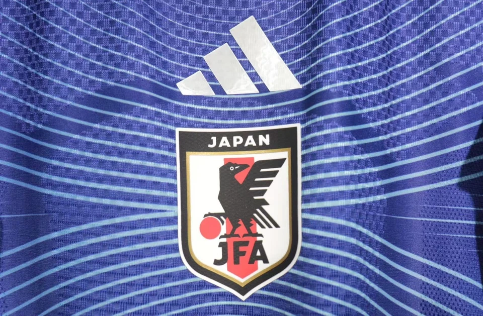 Camiseta Japón 2026 Home Auténtica Versión Jugador Copa Mundial Foto 3 de 4